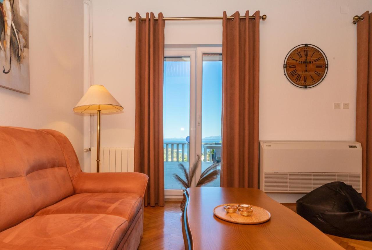 Andro Apartment